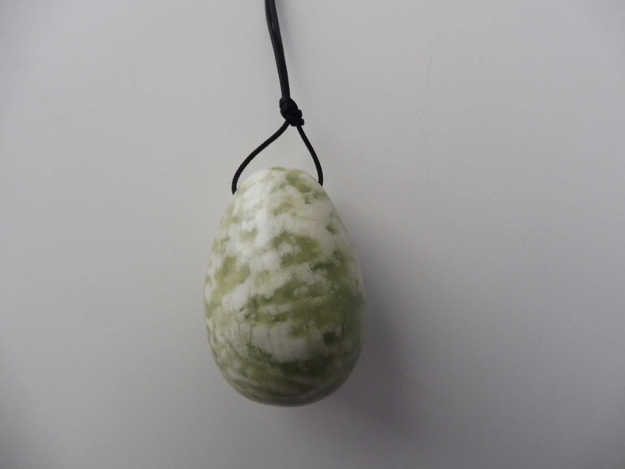 Combien De Fois La Fourmi Porte Son Poids Jade oeuf de Yoni ( moyen ) | A Chacun sa Pierre