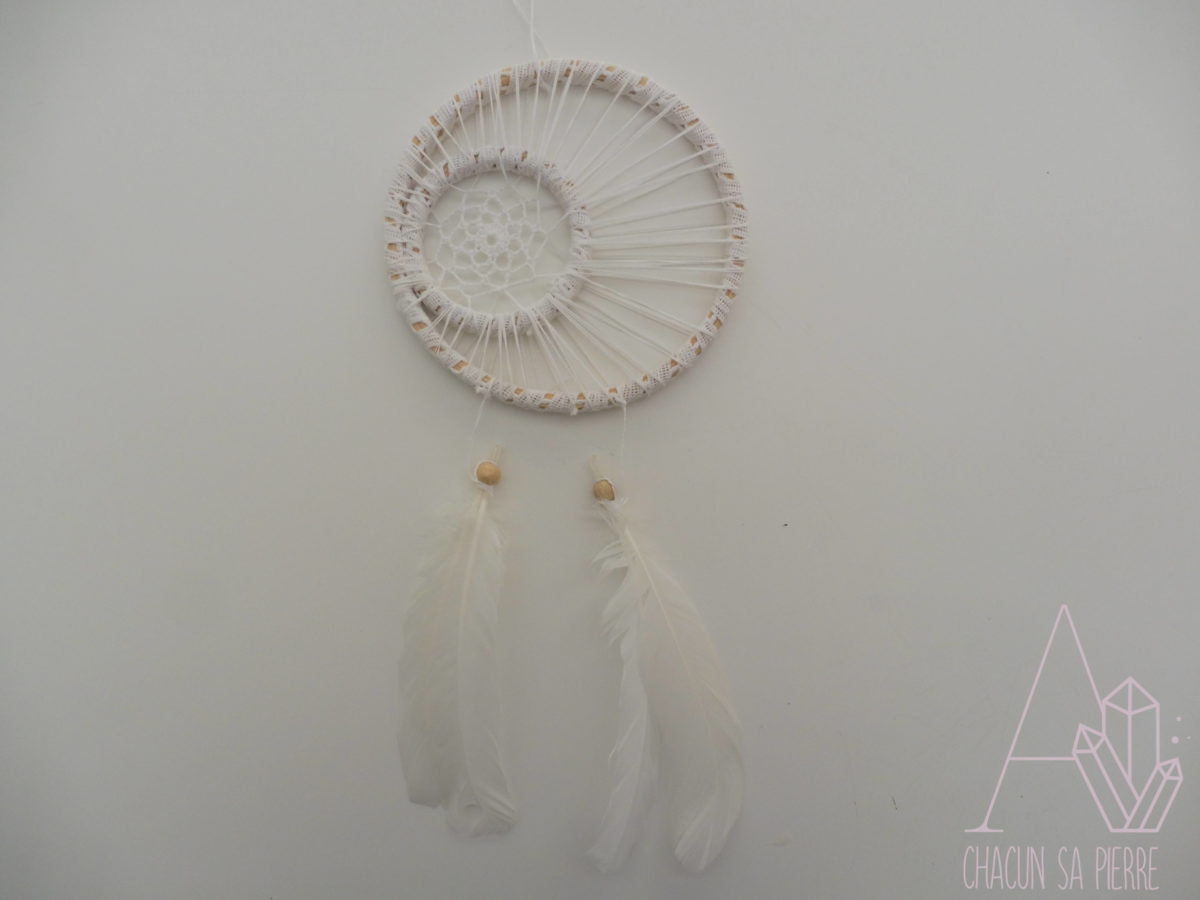 attrape-rêves blanc fabriqué main | A Chacun sa Pierre