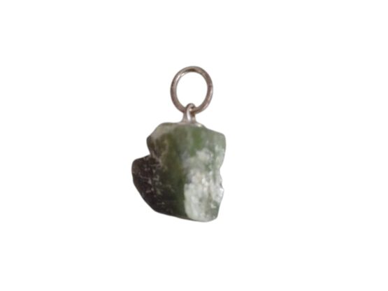 Péridot brute pendentif
